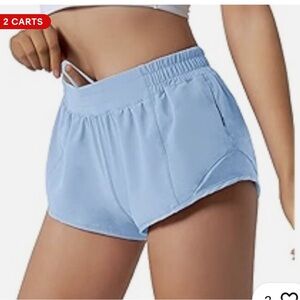 Lululemon Athletica Cyan Blue Low-Rise Hotty Hot Shorts. Size 4.